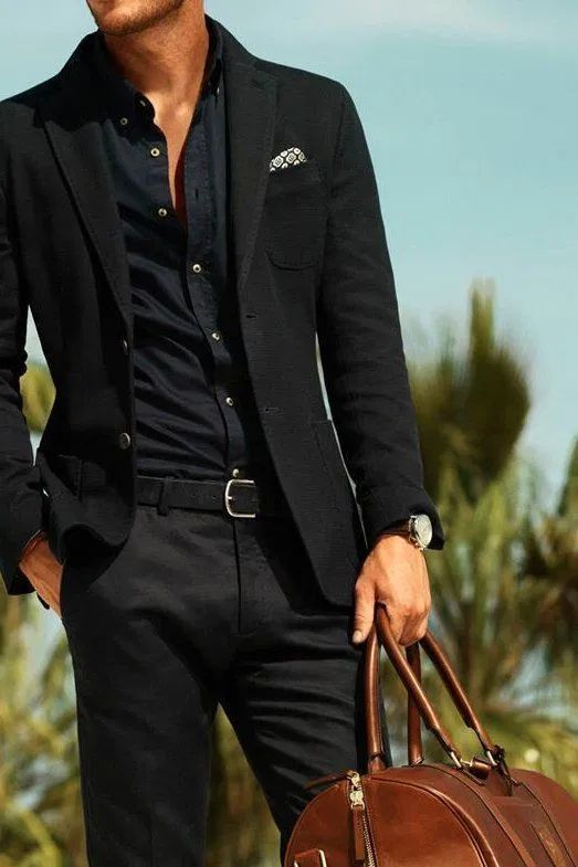 28+ Classical Men's Clothing Will Never Get Out of Style - vintagetopia Men Suits Modern, Mens Fashion Simple, Mens Fashion Blazer, Formal Mens Fashion, Mens Fashion Smart, Mens Fashion Classic, Mode Casual, Mens Fashion Fall, Mens Fashion Classy