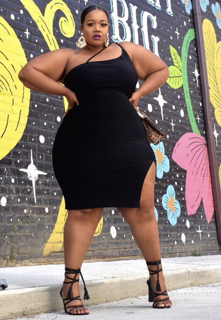 Big Dresses, Curvy Fashionista, Plus Size Summer Outfit, Big Girl Fashion, Moda Plus, Plus Size Fashion For Women, Curvy Girl Outfits, Curvy Girl Fashion, Curvy Outfits