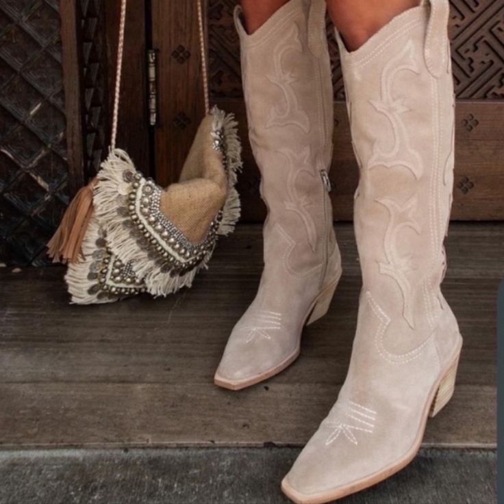 Dolce Vita Samare Taupe Tall Western Cowgirl Boots Womens Size 12 Brand New Without Box. No Tags Suede Synthetic Upper Block Heel Half Zip Closure Approx 3" Heel Stitching Detail Beige Knee High Cowboy Boots, Beige Cowboy Boots Dress, White Over The Knee Western Boots, Whitle Long Cowgirl Boots, Cowgirl Boot Wedding Shoes, Western Bride Shoe, Whote Wedding Cowgirl Boots, Country Wedding Bride Boots, White Cowboy Boots Wide Calf