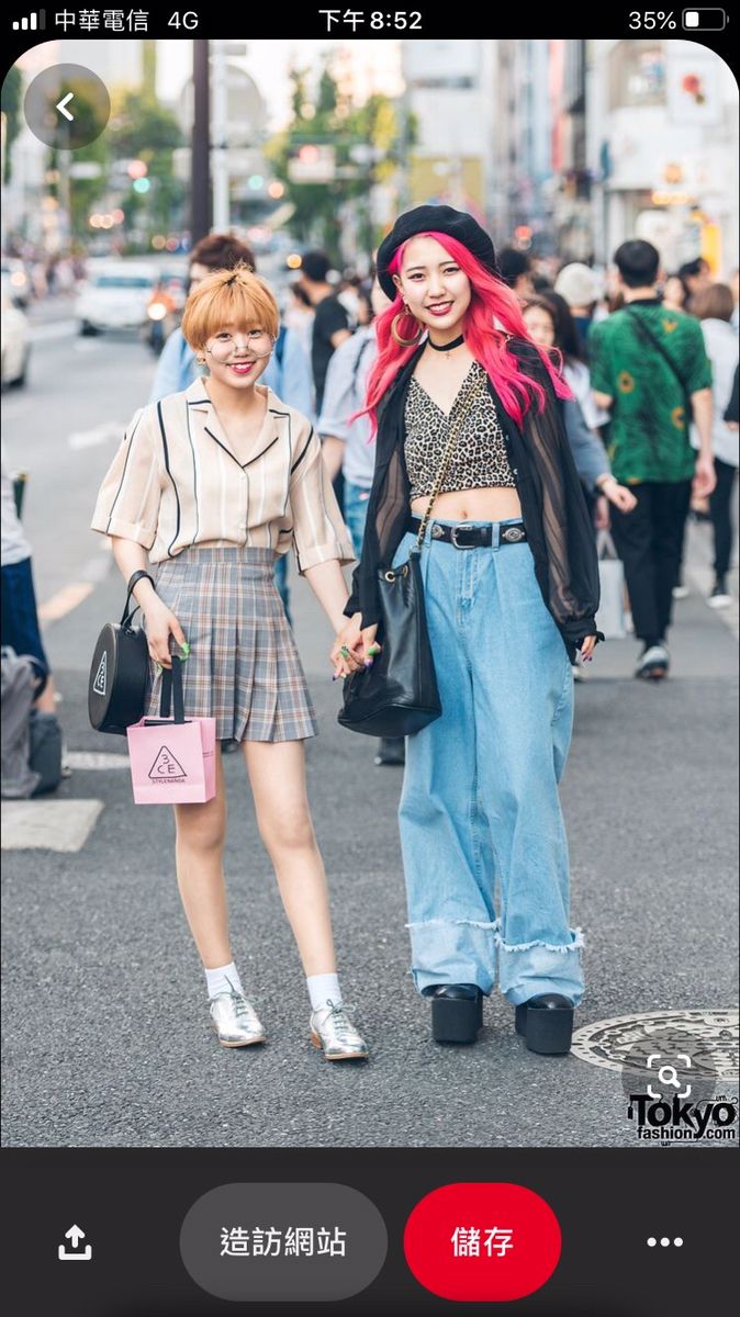 Goth Japanese, Japan Fashion Street, Harajuku Street, Harajuku Fashion Street, Tokyo Street Fashion, Harajuku Girls, Tokyo Street Style, Plaid Pleated Skirt, Tokyo Street