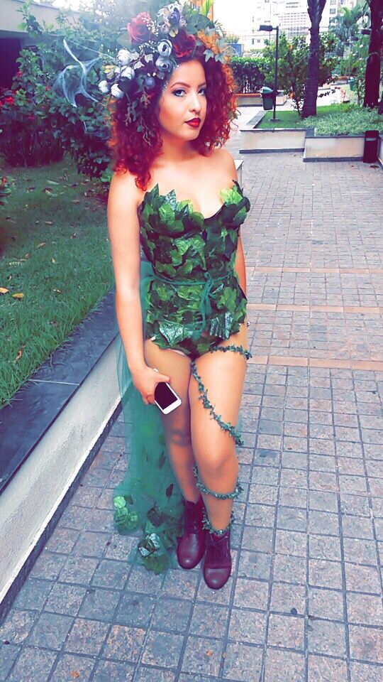 Diy Poison ivy costume, hair and makeup | Ivy costume, Poison ivy costumes,  Poison ivy costume diy