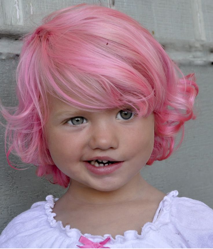 Little Miss "Eternal Sunshine of the Spotless Mind" (photograph by Mary Ann Pittman) Beautiful Imperfections, Hot Pink Hair, Girl With Pink Hair, Tickled Pink, Vintage Life, Everything Pink, Pink Candy, Pink Hair, Kids Hairstyles