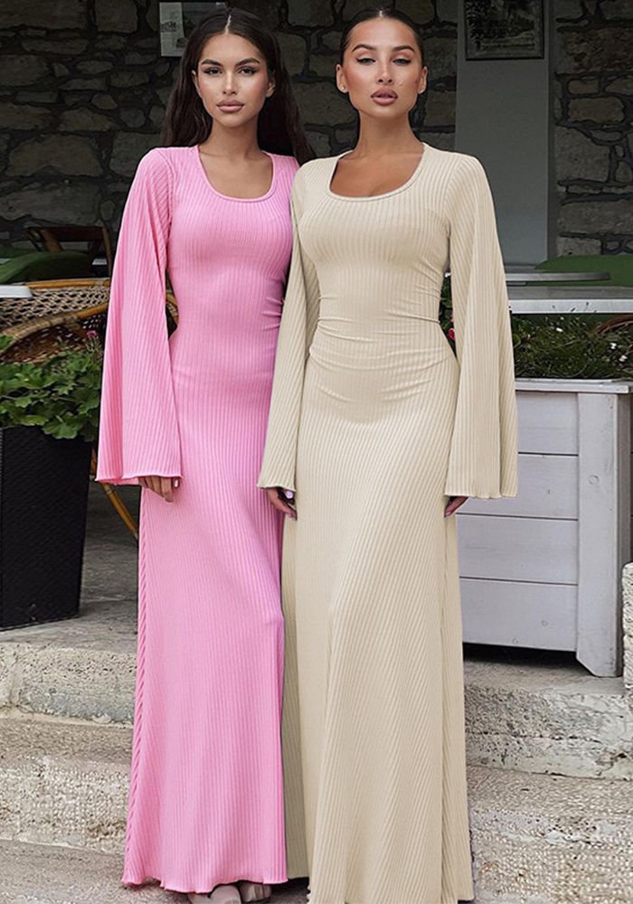 Covered Up Outfits, Soft Material Dress Styles, Stretchy Material Dress Styles, Pink Modest Dress, Long Maxi Dress Outfits, Pink And Brown Outfit, Trending Maxi Dresses, Dresses Casual Modest, Brown Long Dress