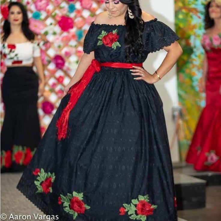 Cotton Fabric With Elastic In The Waist And Arms Traditional Mexican Dress Jalisco, Charro Outfits For Women, Vintage Mexican Fashion, Ptv Concert, Mexican Dresses Traditional, Traditional Mexican Wedding Dress, Mexican Traditional Dress, Traditional Mexican Wedding, Charro Outfit