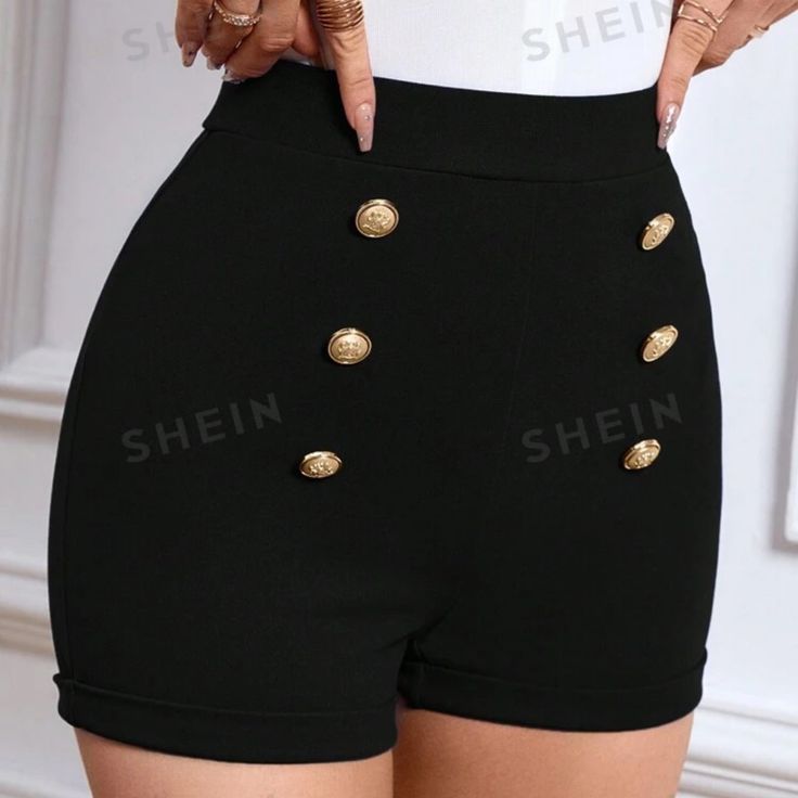 Shein Priv High Waist Button Detail Shorts Size: M In Original Packaging High Waist Black Shorts Outfit, Black Shorts Outfit, Gothic Shorts, Shein Shorts, King Anime, Black High Waisted Shorts, Teen Outfits, Shorts Outfits, Demon King