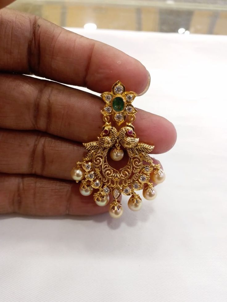 Ear Rings New Models Gold, Chand Baali Earrings In Gold, Ear Rings New Designs Gold, Ear Rings Chandbalis Gold, Ear Ring Models Gold, Ear Buttalu Designs, New Model Ear Rings, New Model Earrings Gold, Ear Rings Models Gold