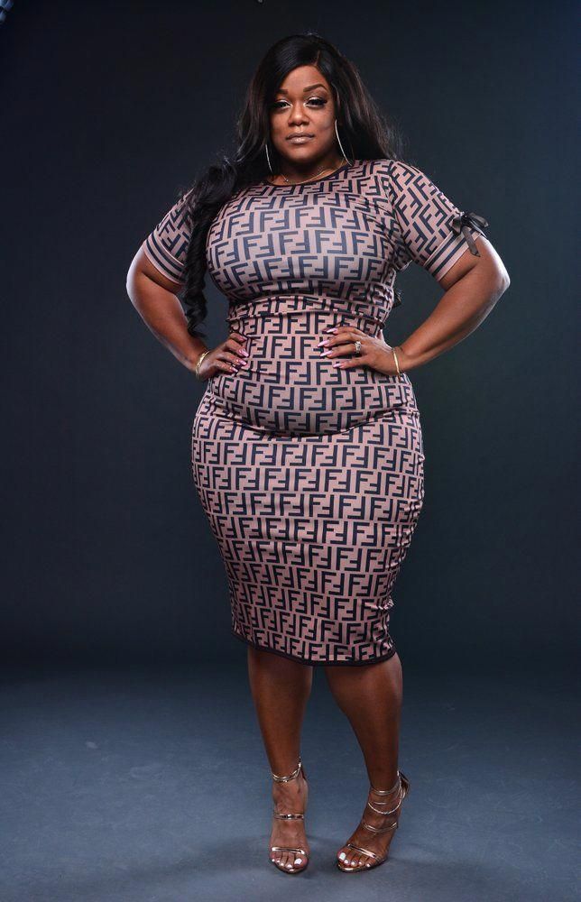 black women beautiful photo fashion shoot #BlackwomenBeautiful Fendi Dress, Vinyl Dress, Big Size Dress, Outfits Black Women, Hip Hop Party, Single Moms, Big Girl Fashion, 90s Fashion Outfits, Plus Size Beauty