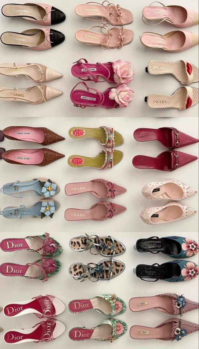 Dr Shoes, Haikou, Vintage Heels, Girly Shoes, Aesthetic Shoes, Shoe Inspo, Swag Shoes, Mode Inspo, Carrie Bradshaw