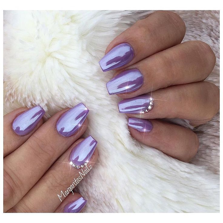 Glamour Chrome Nails Trends 2017 52 Lavender Chrome, Nails 2017 Trends, Nails Shimmer, Purple Chrome Nails, Nail Purple, White And Green Nails, Gel Nails Long, Purple Chrome, Pride Nails Designs