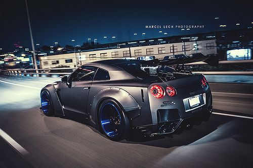 LIBERTY WALK R35 GTR | Nissan gtr, Nissan gtr r35, Gtr