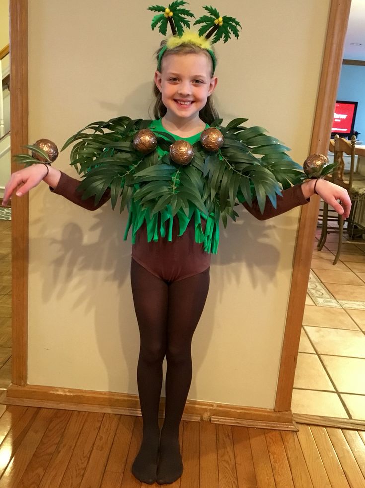 My daughter in the musical The Jungle Book. We handmade this costume!                                                                                                                                                                                 More Jungle Book Play Costumes, Jungle Book Costumes Diy, Jungle Costume Ideas, Rainforest Costume, Tree Costume Ideas, Palm Tree Costume, Coconut Costume, Jungle Costumes, Tree Halloween Costume