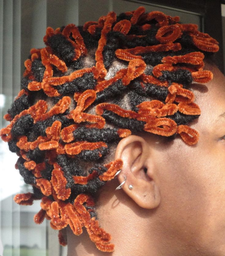 Pipe Cleaner Curls – short locs Pipe Cleaner Hairstyles, How To Start Dreadlocks, 2nd Year Anniversary, Anniversary Post, Lock Styles, Sister Locks, Short Locs, Chocolate Bites, Short Locs Hairstyles