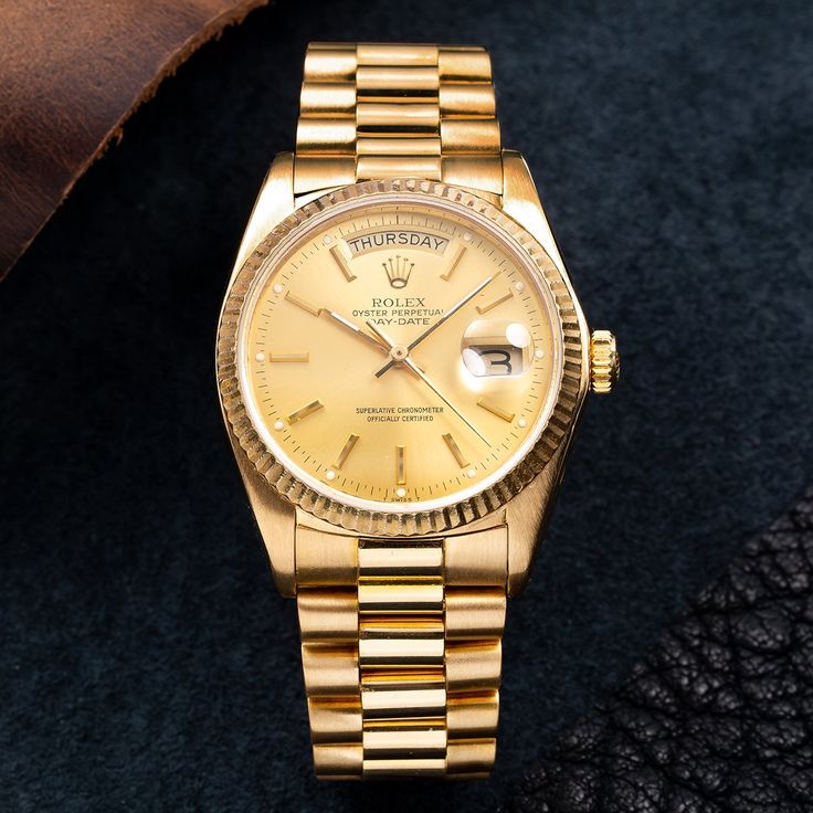 Gold Rolex Mens, Microlight Aircraft, Rolex Daytona Gold, Gold Watches For Men, Gold Diamond Watches, Tank Watch, Fancy Watches, Tissot Watches, Gold Rolex