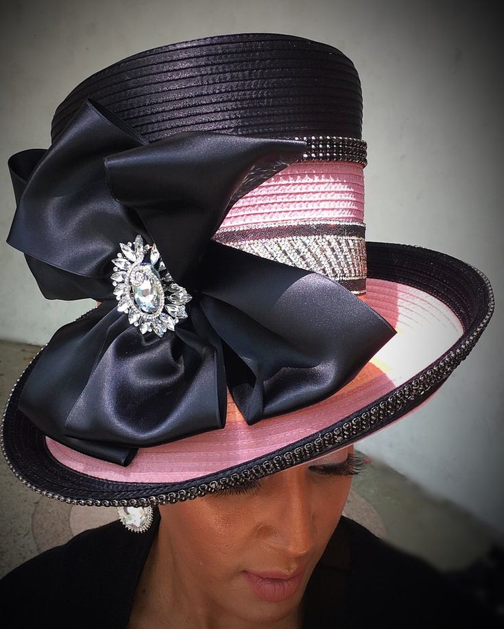 BE-06 Church Lady Hats, Church Suits And Hats, Beautiful Shapes, Couture Hats, Take For Granted, Church Fashion, Older Women Fashion, Elegant Hats, Womens Dress Suits