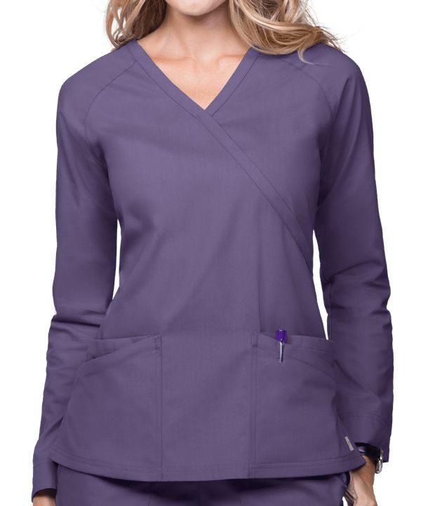 UAS228C Medical Scrubs Fashion, Yoga Scrub Pants, Stylish Scrubs, Fit Scrubs, Nursing Scrubs, Scrubs Outfit, Uniform Advantage, Scrub Jackets, Mode Abaya