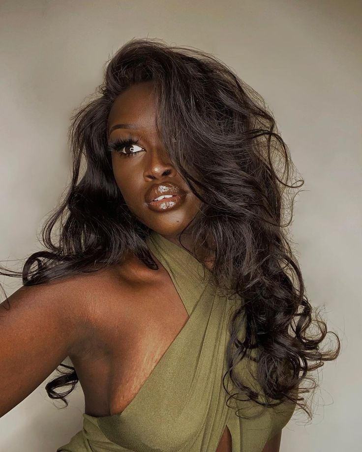 Dark Skin Beauty, Human Virgin Hair, Pretty Skin, Body Wave Hair, Corte De Cabelo Masculino, Dark Skin Women, Looks Black, Grunge Hair, Brown Skin