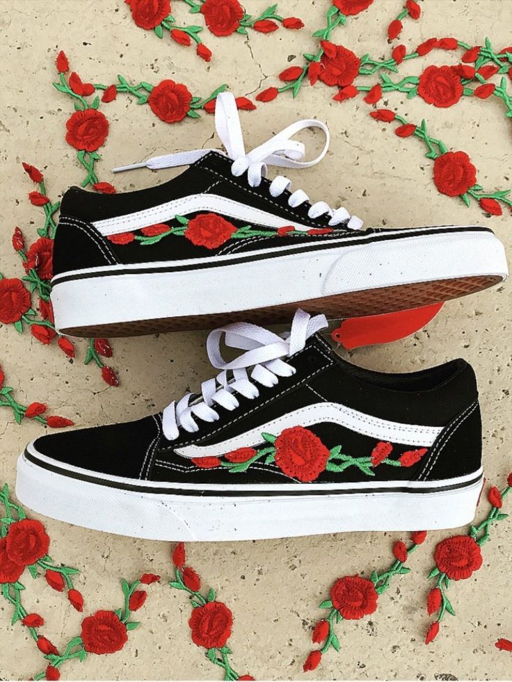 Embroidered classic black and white Old Skool Vans. Each pair is handcrafted to order, so no two pairs will be exactly identical. Brand new with box. This is a specialty item and not made for everyday rigorous use. #vans #sneaker #shoe #custom Nike, Adidas #old Skool with roses #red roses shoe #emriodery shoe Vans Shoes Fashion, Embroidered Vans, Rose Vans, Custom Vans Shoes, Vans Kids, Embroidered Shoes, Black Vans, Custom Vans, Aesthetic Shoes