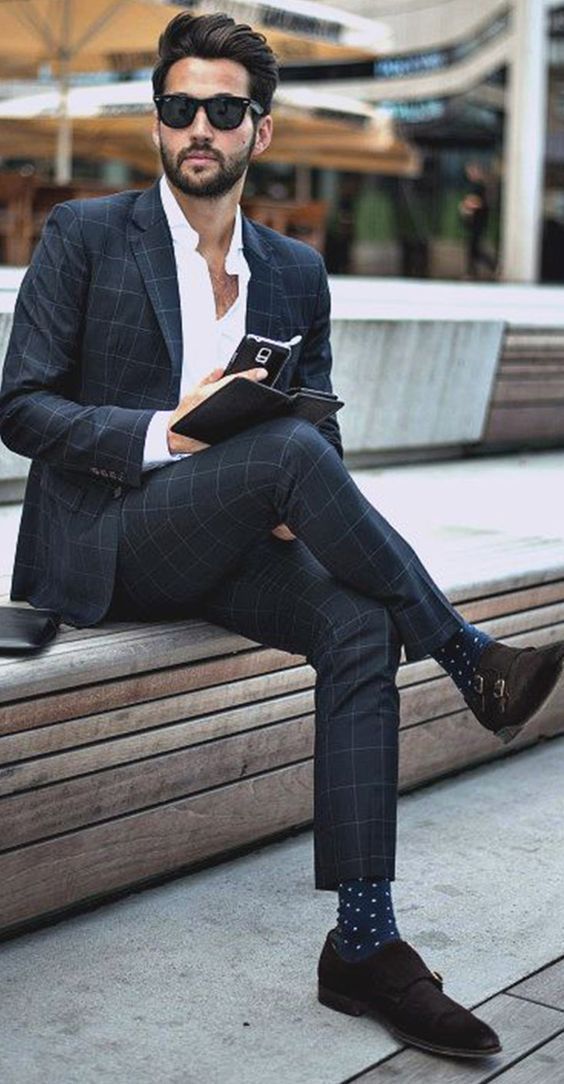 Trending men's street styles on Pinterest #mensfashion #streetstyles, Terno Slim Fit, Mens Fashion Blog, Mens Fashion Classic, Sharp Dressed Man, Men Street, Well Dressed Men, Mens Fashion Suits, Suit Up, Man Style