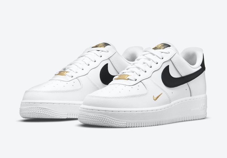 Nike Air Force Black, Kasut Nike, Nike Trends, Nike Clothes Mens, Nike Clothes, White Air Force 1, White Nike Shoes, Fantastic Shoes, Mini Gold