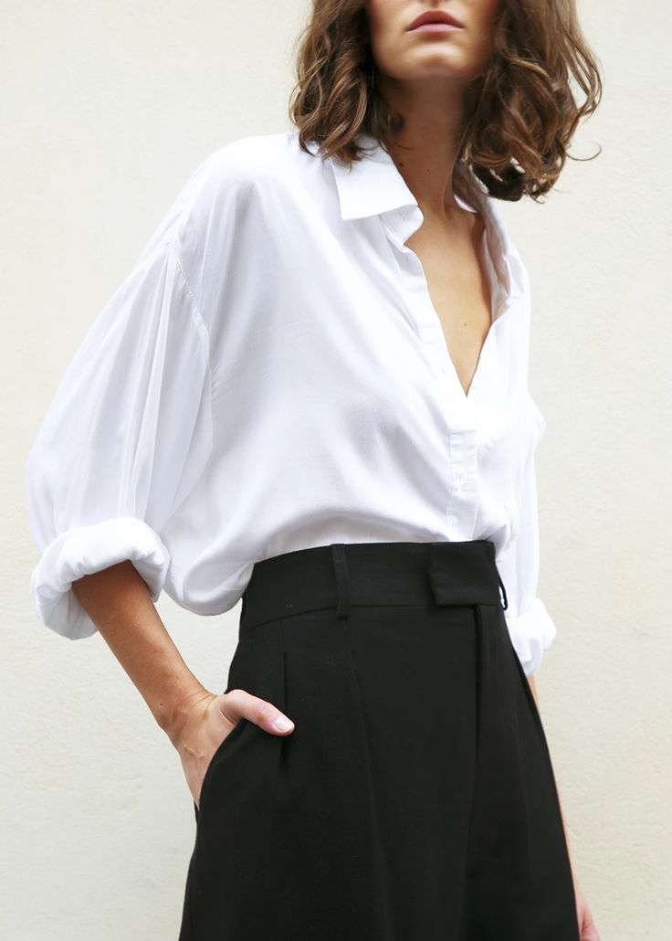 White Silky Oversized Button Shirt – The Frankie Shop White Oversized Shirt Outfit, Shifting Items, Oversized Shirt Outfit, Perfect White Shirt, White Shirt Outfits, Oversize Shirt, The Frankie Shop, Frankie Shop, Oversized Blouse