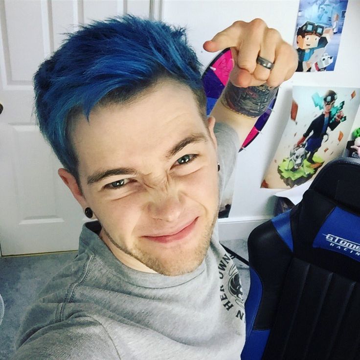 DanTDM! Dan Tdm, Mens Hair Colour, Boys Haircut, Boy Haircuts, Men Hair Color, Boys Hair, Boy Hair, Athletic Hairstyles, Men Hair