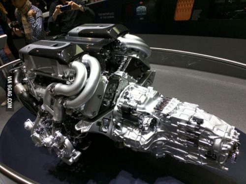 The Engine of the new Bugatti Chiron with 1500HP and 4... | Automobile ...