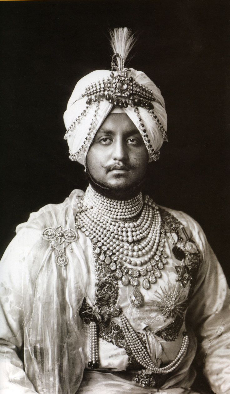 The Magnificent Maharajas of India — REENA AHLUWALIA भारतीय इतिहास, Royal Indian, Natural Pearl Necklace, Vintage India, Great King, Moustaches, Indian History, Royal Jewels, Royal Jewelry