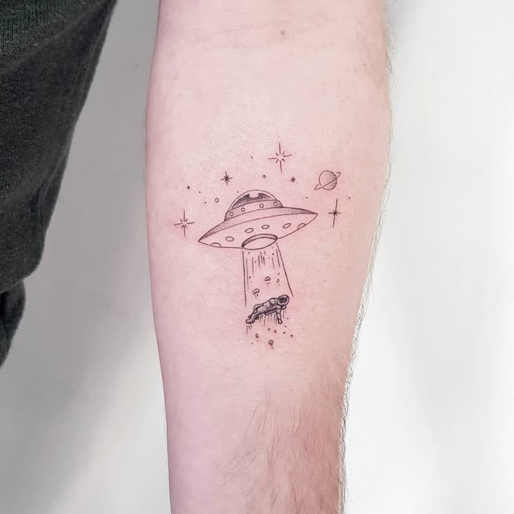 Amazing ufo tattoo designs that will take you out of this world