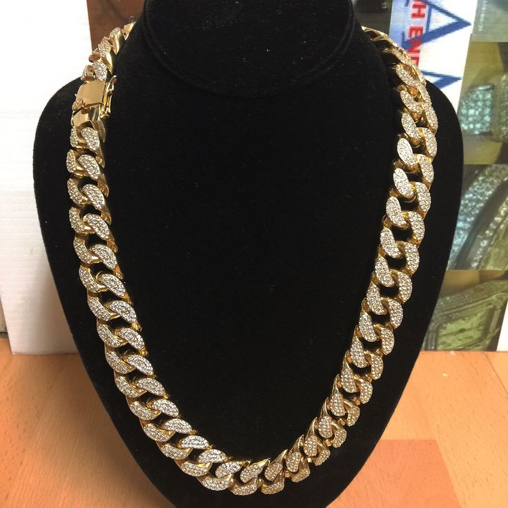 XL 18MM. YG,RG,WG-FINISH MIAMI CUBAN LINK CHAINS,LAB SIMULATED VVS DIAMONDS.(7-10 DAYS FOR PLATING PROCESS) Vvs Diamond Chain, Chain Wallpaper, Miami Cuban Link Chain, Vvs Diamond, Miami Cuban Link, Miami Cuban, Diamond Chain, Cuban Link Chain, Cuban Link