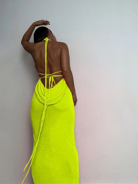 If you like to stand out, the Gathered Low Back Maxi Dress is for you! Classic & timeless, this gorgeous piece features a signature gathered back. Designed to make a statement, this gown is perfect for your upcoming spring/summer events. Neon Maxi Dress, Beach Dress Summer, Backless Long Dress, Drape Maxi Dress, Maxi Dress Prom, Backless Maxi Dresses, Summer Blue, Club Party, Blue Outfit