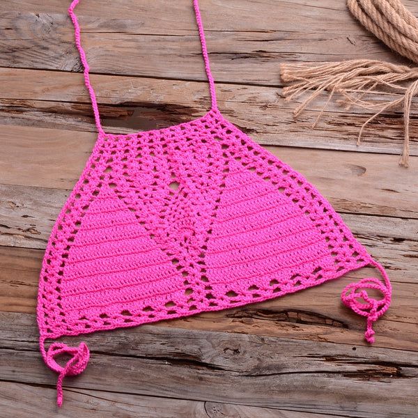 Traje de baño de bikini de crochet hecho a mano con cuello halter brasileño bohemio para mujer - GeraldBlack.com Open Knit Swimwear For Beachwear On Vacation, Crochet Beachwear Swimwear For Vacation, Beachwear Crochet Swimwear For Vacation, Crochet Swimwear For Beachwear Vacation, Stretch Crochet Top For Beach, Open Knit Swimwear For Beach Season, Open Knit Swimwear For Beach Season Cover-up, Hollow Out Stretch Swimwear For Beachwear, Crochet Swimwear For Poolside Vacation