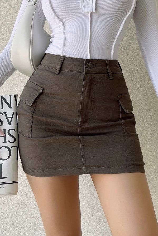 Item Type: SkirtMaterial: DenimWaist: High WaistColor: White. Khaki. GreenSize: XS.S.M.L Size(cm) Length Waist Hip XS 35 62 76 S 36 66 80 M 37 70 84 L 38 74 88 Y2k High Waist Cotton Skort, Non-stretch Denim Mini Skirt With Pockets, Trendy Non-stretch Mini Skirt With Pockets, Y2k High Waist Mini Skirt With Pockets, Mid-rise Stretch Cotton Mini Skirt, Stretch Cotton Mid-rise Mini Skirt, High Rise Cotton Skort With Pockets, Y2k Denim Skirt With Pockets, Non-stretch Cotton Mini Skirt With Pockets