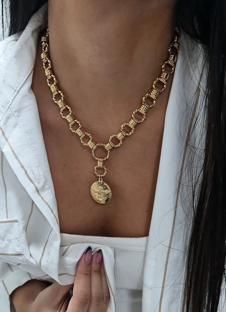 ♦ Hoops links necklace, made of gold 24 K plated brass in very high quality with a Eagle coin pendant,     A  beautiful necklace is full of presence and suitable for any occasion.    ◾  SIZA:  length 13.8" (35 cm) up to 19.8inch ( 50 cm)             wide chain 0.47"  (1.2 cm)             Pendant width: 1.18" (3cm) ◾  Eagle Necklace - Gold Coin Necklace, Chunky Gold Necklace, Circle Link Necklace, Statement Chunky Necklace, medallion Necklace gift for her ♦ This piece of jewelry is perfect as a g Gold-tone Pendant Medallion Necklace, Gold-plated Gold-tone Medallion Pendant Necklace, Gold Plated Coin Pendant Necklace, Yellow Gold Metal Coin Pendant Necklace, Gold-plated Round Medallion Necklace With Gold Chain, Gold-tone Medallion Chain Necklace, Yellow Gold Metal Pendant Coin Necklace, Gold-plated Medallion Necklace With Round Pendant, Gold Plated Medallion Necklace With Round Pendant