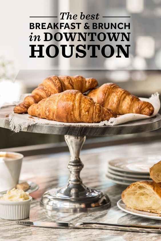 breakfast and brunch in downtown houston with croissants on the side