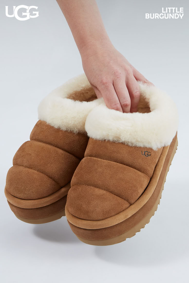 Cute Uggs, Ugg Slides, Ugg Style, Suede Slides, Girly Shoes, Swag Shoes, Womens Slides, Classic Mini, Dream Shoes