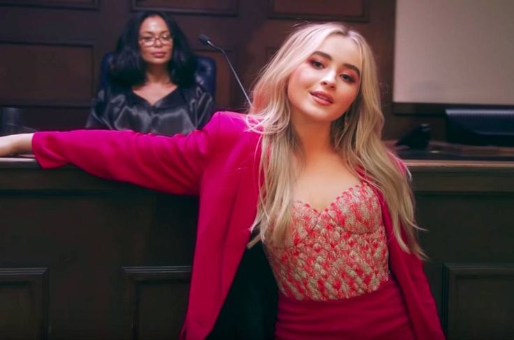 Sabrina Carpenter Releases New Music Video for 'Sue Me'