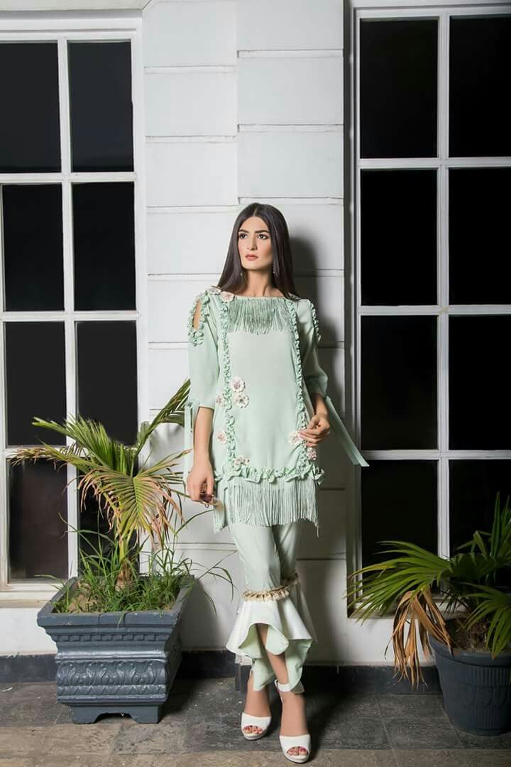 Pinterest: @cutipieanu How To Wear Jeans, Jumpsuit Pants, Simple Kurta Designs, Pakistani Fashion Casual, Bridal Jumpsuit, Pakistani Dresses Casual, Jeans Shirt, Designer Party Wear Dresses, Designer Dresses Casual