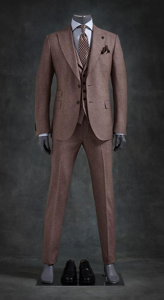 ♡ Suit Silhouette, Terno Slim, Suit Combinations, Brown Suit, Mens Fashion Blazer, Dress Suits For Men, Designer Suits For Men, Mens Fashion Smart, Men’s Suits