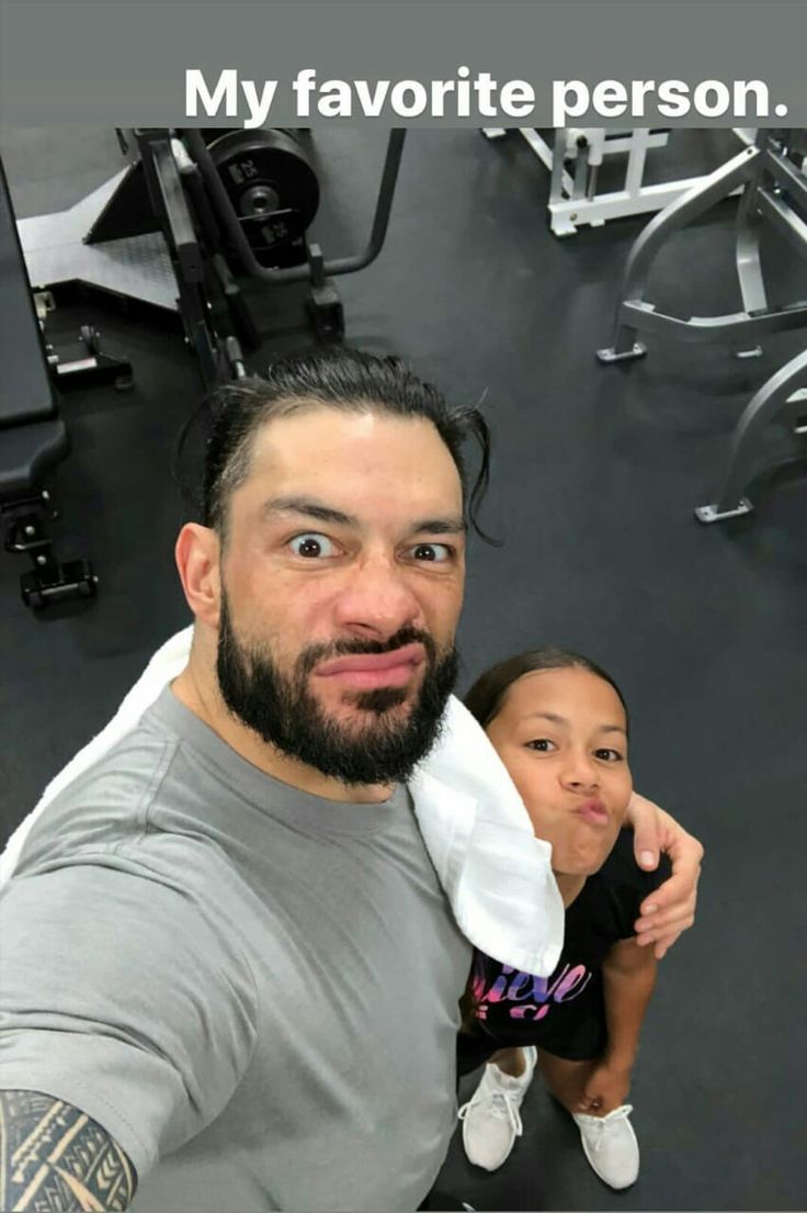 Roman Reigns Daughter, Roman Reigns Tattoo, Roman Reigns Shirtless, Roman Reigns Smile, Roman Reigns Wwe Champion, Joe Anoaʻi, The Shield Wwe, Wwe Superstar Roman Reigns, Roman Reigns Family