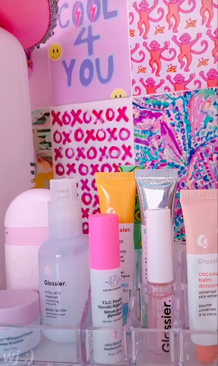 Preppy Skin Care, Preppy Makeup, Milky Jelly Cleanser, Preppy Skincare, Preppy Accessories, Preppy Inspiration, Preppy Lifestyle, Skincare Organization, Pretty Skin Care