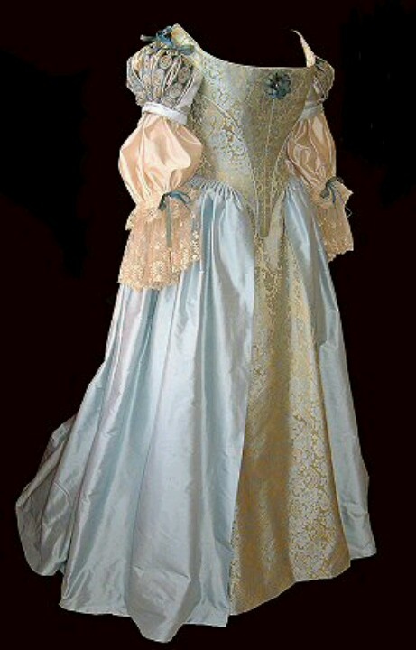 Beautiful 17th Century Wedding Dress, 17th Century Dress, 17th Century Clothing, 1700 Fashion, 17th Century Fashion, Historical Dress, Historic Fashion, Period Clothing, Lace Cuffs