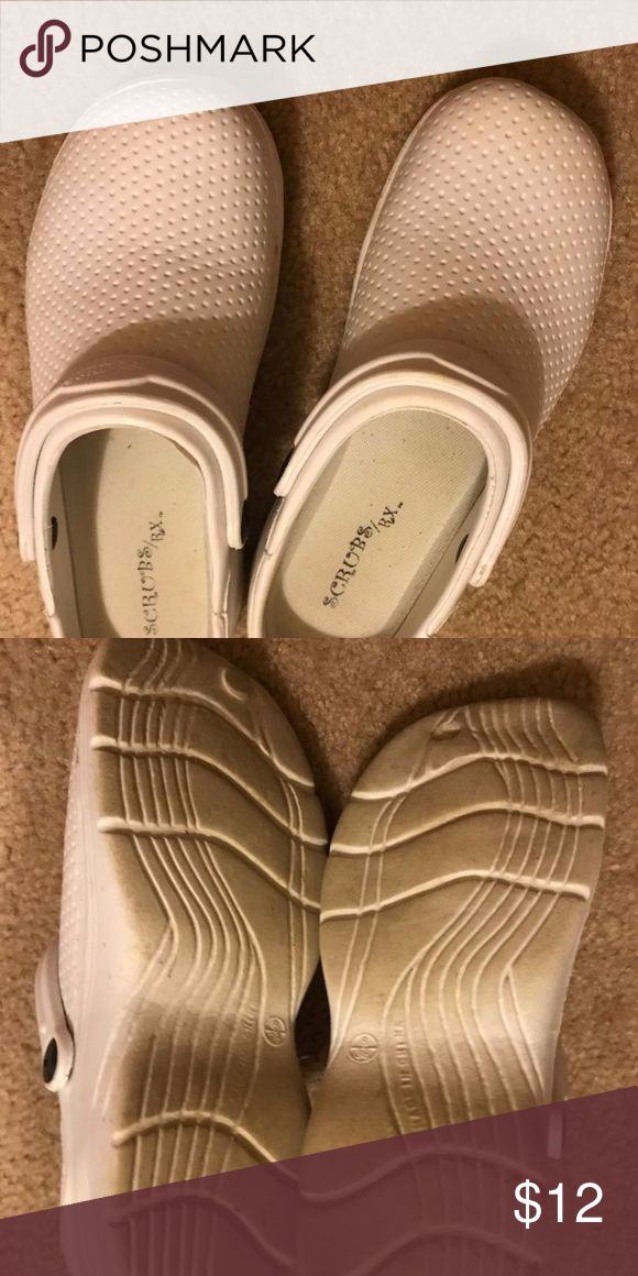 Scrubs/Rx white shoe size 8 Excellent condition gently worn white Scrubs/Rx shoe.Very comfortable Scrubs/Rx Shoes Mules & Clogs White Scrubs, White Shoe, Womens Scrubs, White Shoes, Mule Clogs, Mules Shoes, Slip On Sandal, Scrubs, Ballet Shoes