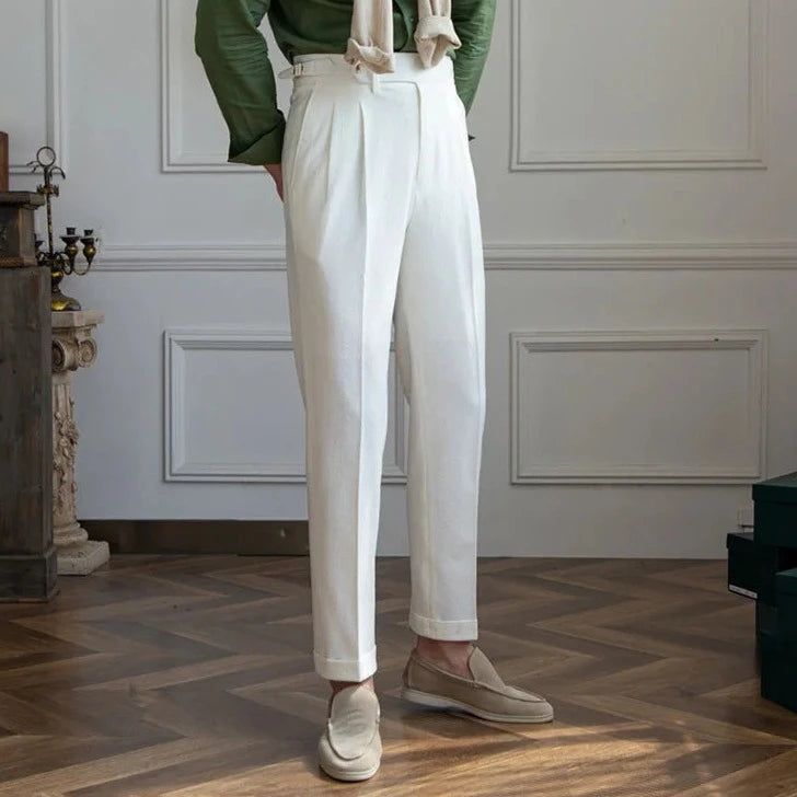 Faites l'expérience du style et du confort avec nos pantalons taille haute au design italien ! Parfait pour le bureau ou une soirée, ce pantalon rehausse n'importe quel look grâce à son design épuré et à sa coupe taille haute. Adoptez l'élégance et démarquez-vous de la foule grâce à nos pantalons magnifiquement confectionnés.

Matière : viscose 30%, polyester 70%.
Style : Décontracté/Smart Casual/Elégant
Sexe : Homme
Avantages : Confortable
Motif : Solide

Taille recommandée en fonction du poids Slim Fit Ankle-length Pants For Business Casual, Formal Straight Leg Non-stretch Dress Pants, White Tailored Pants For Semi-formal Occasions, Non-stretch Trousers For Business Casual, Slim Fit Tapered Leg Work Pants, Non-stretch Work Pants For Business Casual, Fitted High Waist Modern Pants, White Slim Fit Straight Leg Dress Pants, Modern Slim Fit Straight Leg Bottoms