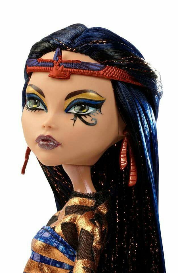 Monster High Boo York, Boo York Cleo de Nile Monster High Boo York, Deuce Gorgon, Monster High Makeup, Boo York, Monster Inspiration, Monster High Birthday Party, Mh Dolls, Bad Man, Doll Scenes