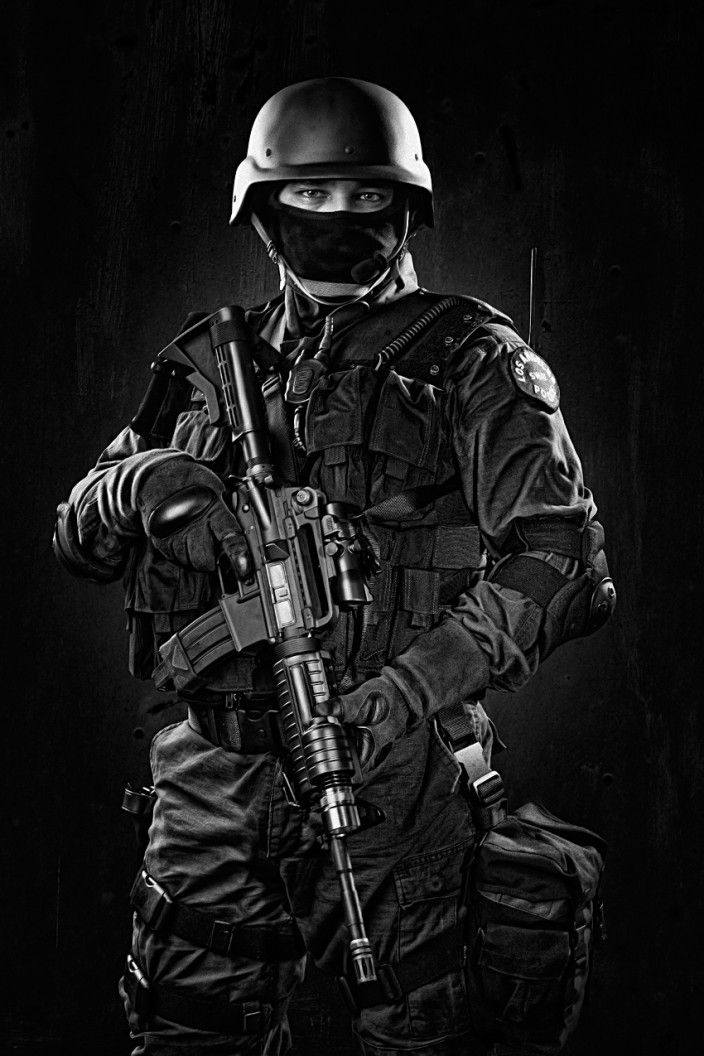 LAPD SWAT - DREAM JOB Swat Police, Swag Ideas, Swat Team, Military Special Forces, Special Force, Special Ops, Drawing Style, Men Wear, Military Gear