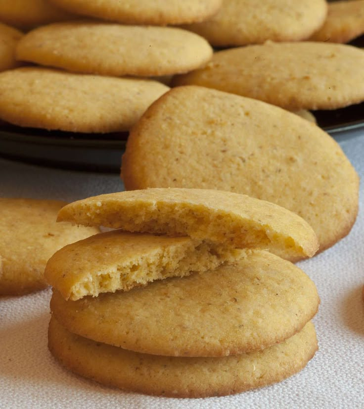 several cookies are stacked on top of each other