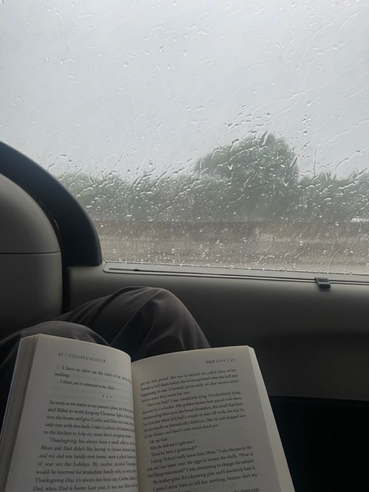 Rainy day reading ugly love perfect timing weather Rain And Reading Aesthetic, Reading Place Aesthetic, Reading Rain Aesthetic, Reading In Rain Aesthetic, Reading While Raining Aesthetic, Reading And Rain Aesthetic, Reading On A Rainy Day, Books And Rain Aesthetic, Reading Asthetic Picture