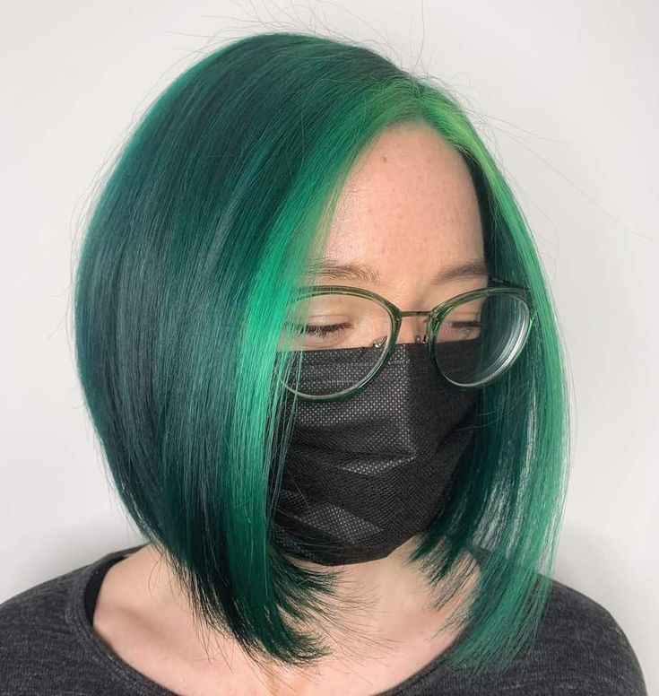 Not sure what shade of forest green is right for you? Check out our 30 best forest green hair color ideas for some inspiration. We've got covered from bright and bold to subtle and chic. Forest Green Hair Color, Forest Green Hair, Green Hair Color Ideas, Stylish Black Women, Green Hair Color, Soft Balayage, Hairstyle Tips, Hair Techniques, Healthy Hair Tips