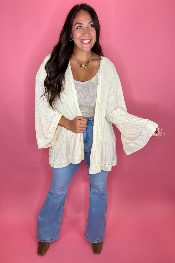 Super cute and even more soft cardigan- this piece is unique and will keep you stylish all year long. Stretchy and super soft material BEST SELLING BRAND ALERT: POL is known for their unique designs, super high quality materials and oversized, cozy fits. FIT: Runs oversized, size down if desired. Model is a size 8, wearing a size medium 71% Polyester, 23% Cotton, 6% Spandex Boho Bandeau, Fall Wedding Guest, Mini Studs, Soft Cardigan, Capri Blue, Cozy Fits, Midi Maxi Dress, Denim Outfit, Outerwear Sweater