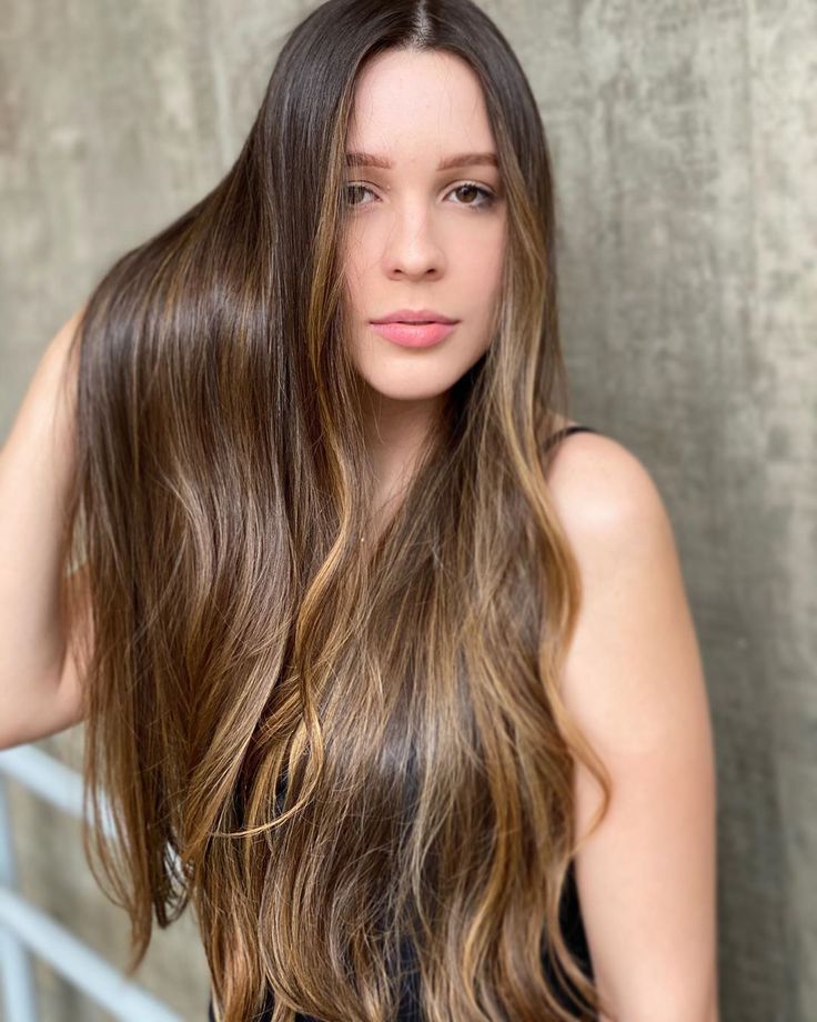 Hair Waves Long, Easy Professional Hairstyles, Hair Pieces For Women, Long Silky Hair, Hairpieces For Women, Quality Wigs, Wigs Hair, Silk Hair, Long Wavy Hair